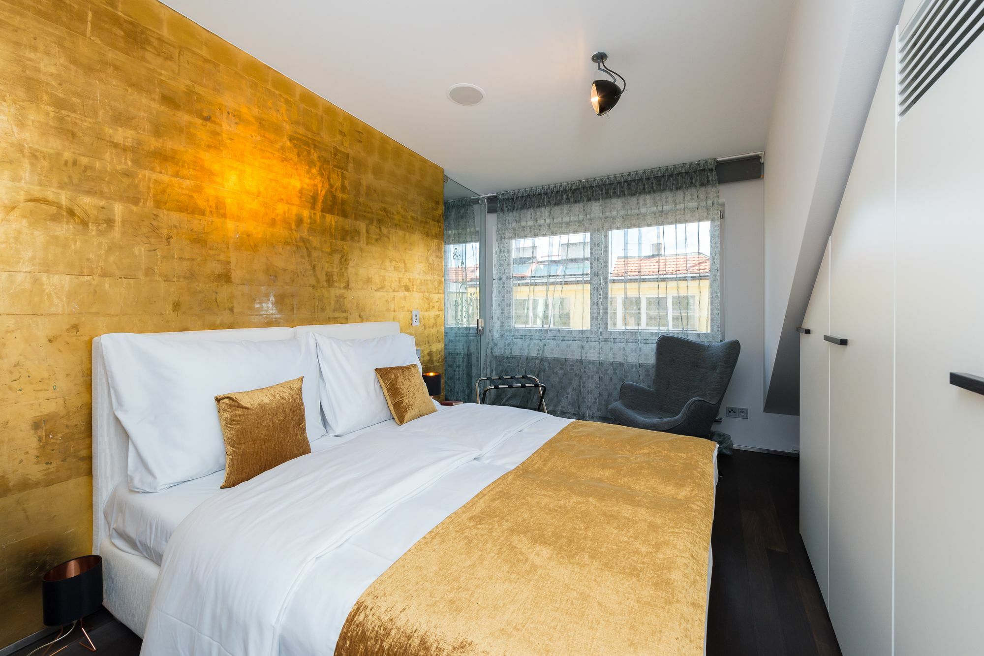 Empirent Gold Street Apartments Prague Exterior photo